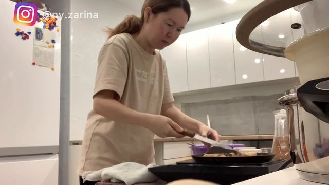 VLOG/ СОБИРАЕМ КУХНЮ/ ПРОДОЛЖЕНИЕ/ УСТАНОВКА ВЫТЯЖКИ/ пеку / жарю/ ny.zarina/ life смотреть онлайн