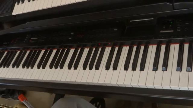 Grandpa Showing His Old Clavinova смотреть онлайн
