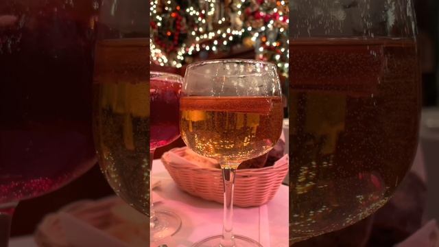 Самое новогоднее место в Нью-Йорке смотреть онлайн