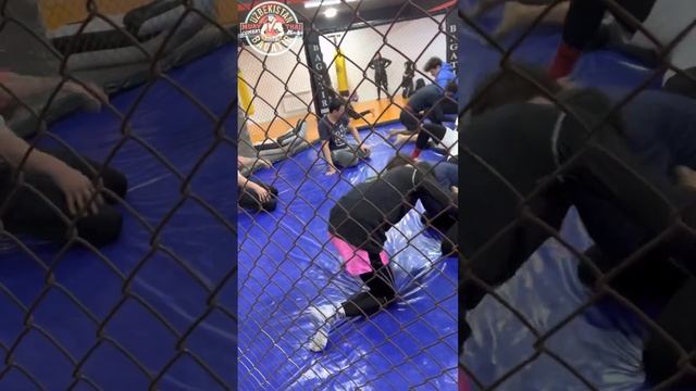 Тренировка Муайтай & ММА смотреть онлайн