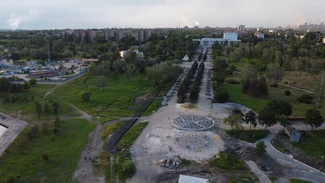 Мариуполь: Экстримпарк, Зона барбекю, парк Гурова. Аэросъемка 4k смотреть онлайн