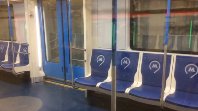 Метропоезд 81-765 на станции Пролетарская смотреть онлайн