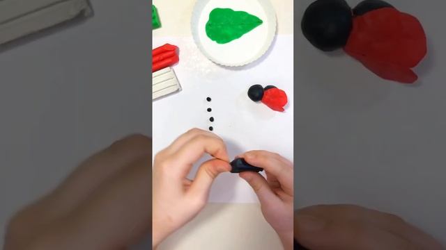 Идеи для детского творчества. Божья коровка. #new #diy #plastic #kids #божьякоровка #идея #лепка смотреть онлайн