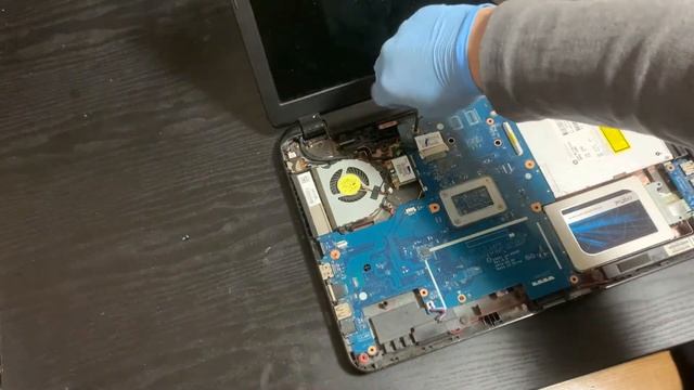HPノートパソコン分解破壊動画！ смотреть онлайн