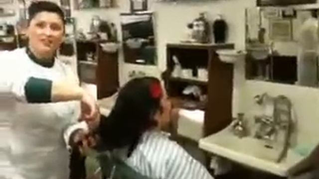 5ft of hair being cut. смотреть онлайн