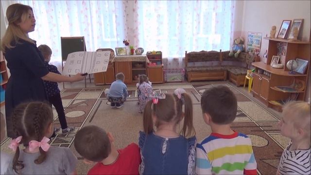 Занятие по конструированию в средней группе "Строительство улицы по схеме"; восп.: Николаева О.Н. смотреть онлайн
