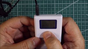 Мини цифровой FM/TV радиоприемник с дисплеем и выходом на наушники