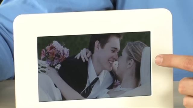 Samsung SPF-71ES 7" Digital Photo Frame смотреть онлайн