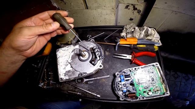 ЭГУР МАЗДА ЭЛЕКТРОГИДРОУСИЛИТЕЛЬ ЭГУР