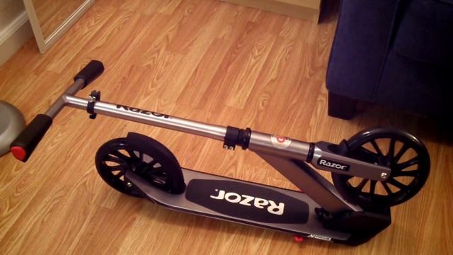 Razor A5 PRIME Scooter Review (Unboxing, Tests & More) смотреть онлайн