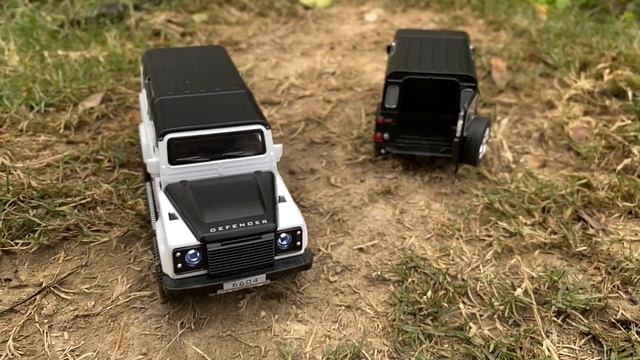 Offroading with Mini Land Rover DEFENDER | Unboxing | Diecast Model Cars смотреть онлайн