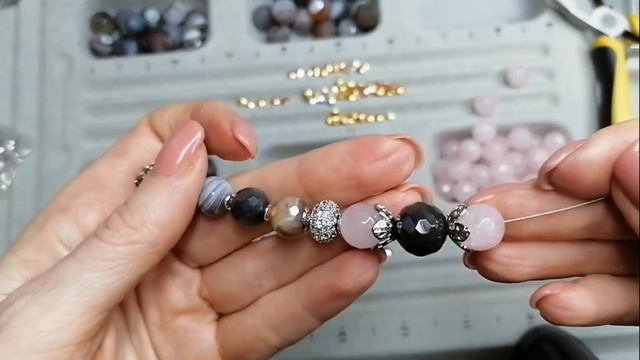 ДЕЛАЮ БРАСЛЕТ ИЗ АГАТА БОТСВАНА. смотреть онлайн
