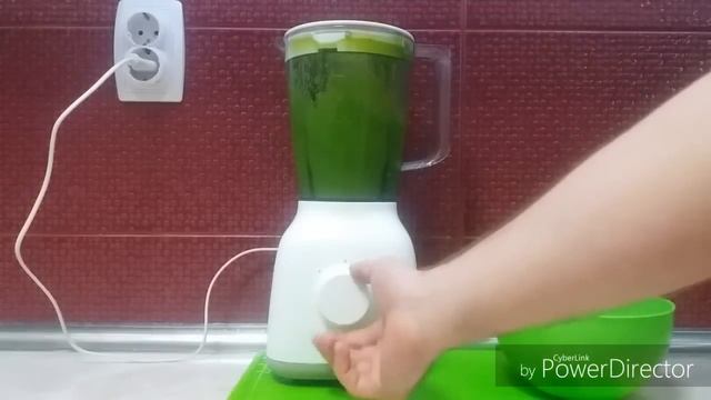 Ultimate Green Smoothie! by Royal Kitchen смотреть онлайн
