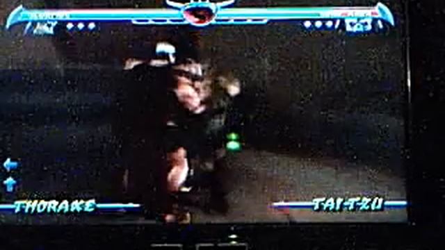 How to pick up weapons in Mortal Kombat Unchained смотреть онлайн