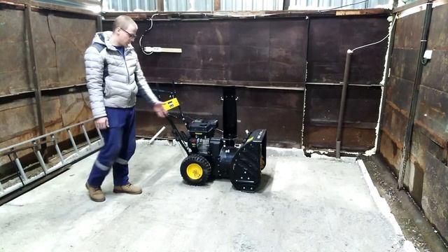 Отзыв владельца о снегоуборщике Huter 4100.mp4