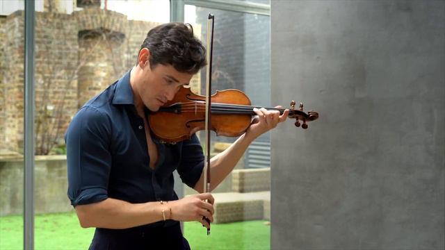 Charlie Siem plays - J.S.Bach Siciliano from Sonata for Solo Violin in G Minor смотреть онлайн