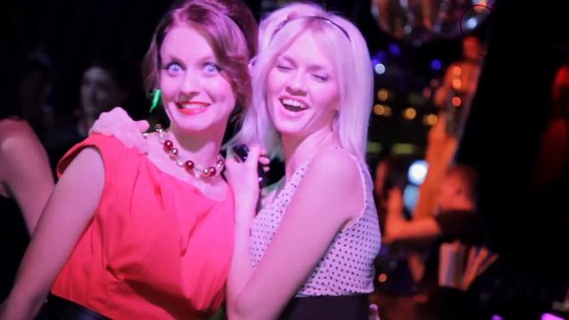 СТИЛЯГИ НГ 2012 - корпоратив для "Модного батальона" .mp4 смотреть онлайн