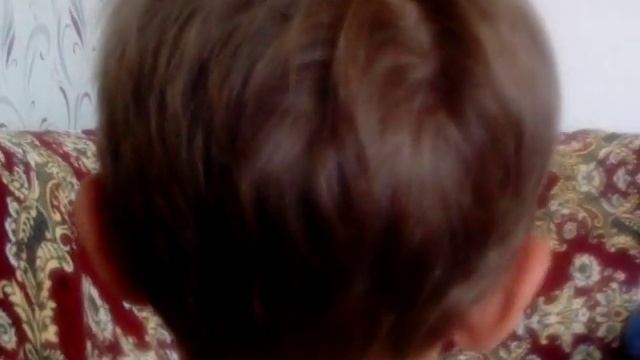 Кто умеет шевелить ушами как Я??? смотреть онлайн