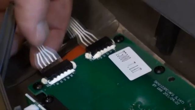 Treadmill Upper Control Board Replacement смотреть онлайн