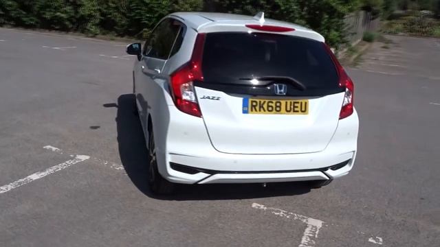 Honda JAZZ 1.3 i-VTEC EX Navi 5dr CVT смотреть онлайн