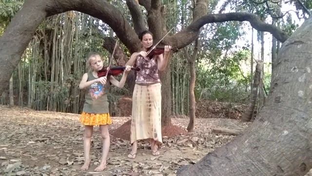 Корейская народная песенка T. Robertson смотреть онлайн