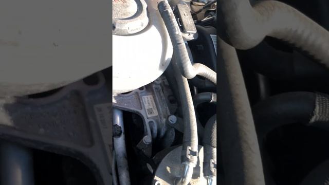 Шелест ремня ГРМ Тигуан 2.0 TDI смотреть онлайн