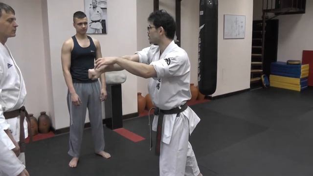 ТРЕНИРОВКА ДЛЯ СПИНЫ| СЭНАНА НО КИТАЭ |КАРАТЭ смотреть онлайн