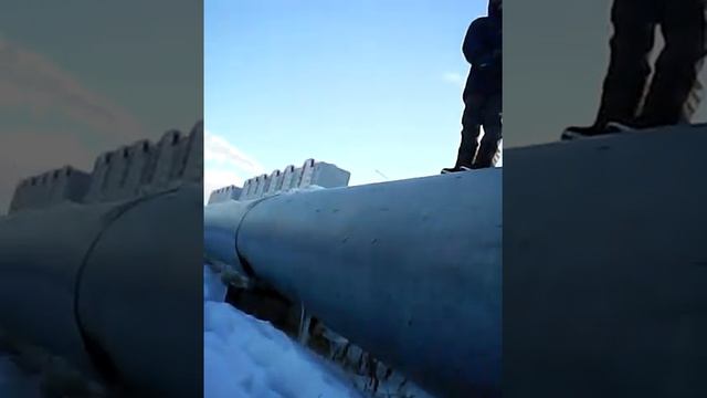 Прыгаем с труб! смотреть онлайн