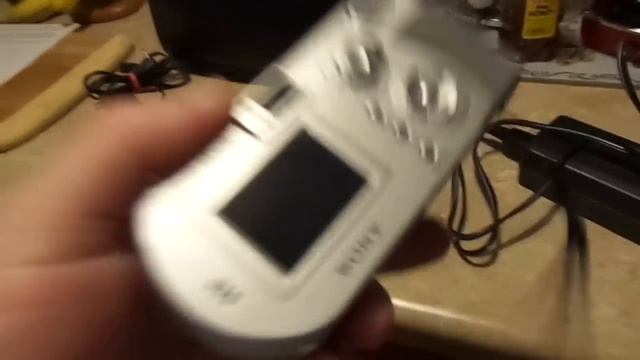 Sony Cybershot DSC-F707 смотреть онлайн