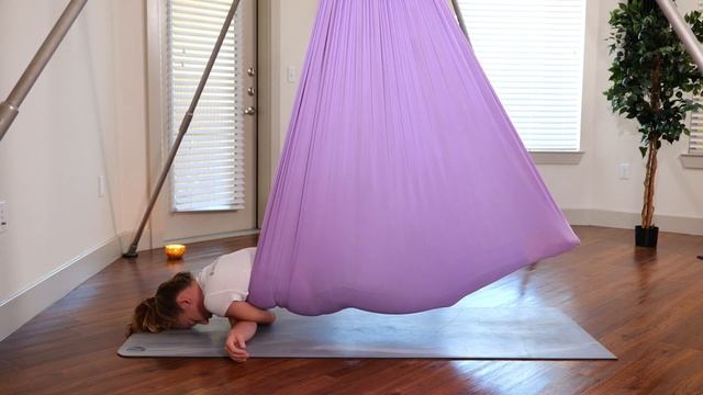Aerial Yoga Class - Restorative Flow for Beginners смотреть онлайн