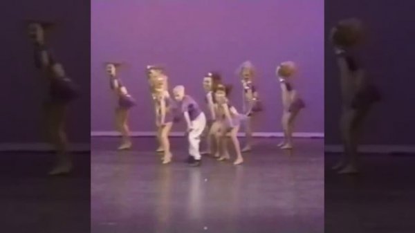 Ryan Gosling. dancing