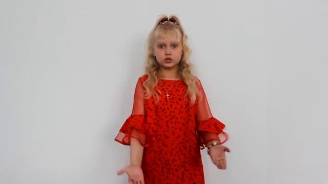 Ксюша Фидык, 9 лет. В театре смотреть онлайн