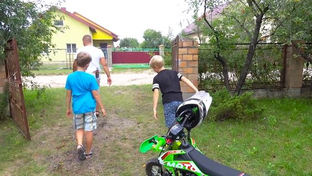 Спрятали ПитБайк в ЛЕСУ. Брос Шоу. смотреть онлайн