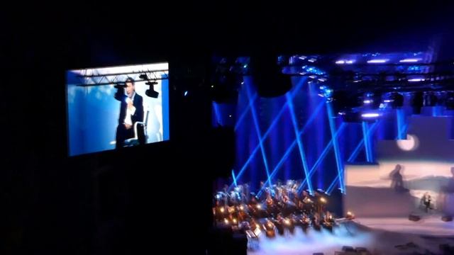 Николай Носков "По пояс в небе" 09.12.19, Москва, Crocus City Hall смотреть онлайн