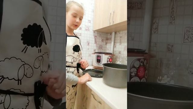 Супер - бісквіт в мультиварці, який виходить завжди!!! смотреть онлайн