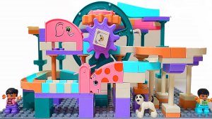 Развивающие игрушки для малышей. Конструктор Лего Дупло гонка шариков