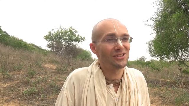 ?Главные обязанности семейных людей. В доме Адвайта Ачарьи. Сандхья-аватар д. Говардхан. 2020.04.23 смотреть онлайн
