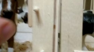 Обзор на самодельную конюшню из палочек для лошадей шляйх и других фирм