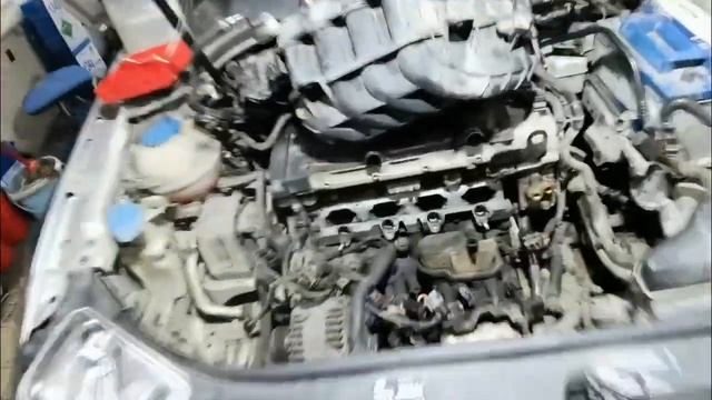 Фольксваген Пассат В6. Заклинило форсунку. смотреть онлайн