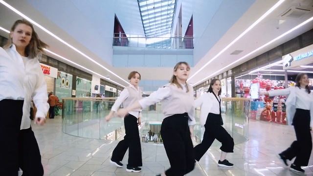 [K-POP IN PUBLIC] ENHYPEN - LET ME IN (Dance cover by BLAZE) смотреть онлайн