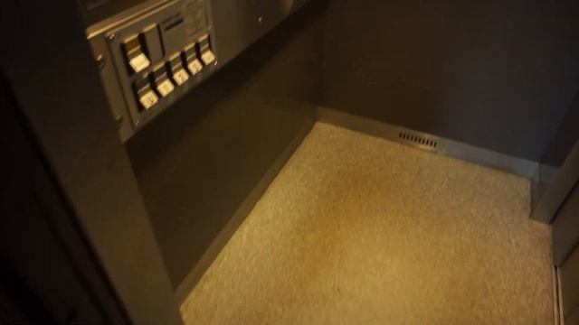 1980s Reber Schindler (DEVE) holeless hydraulic elevator @ Olavs gate 7, Larvik, Norway смотреть онлайн