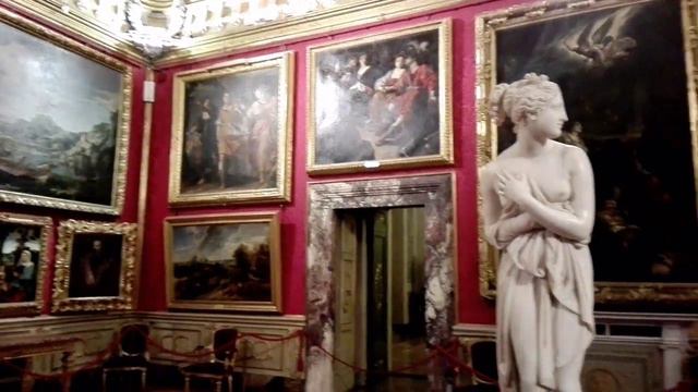 Palazzo Pitti, Firenze: Galleria Palatina e Appartamenti Reali - Pitti Palace in Florence смотреть онлайн