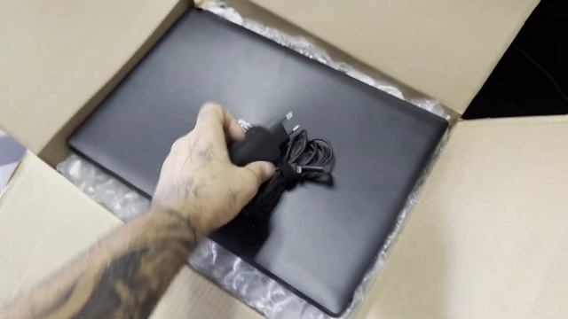МАГАЗИН НОУТБУКОВ - НОВЫЙ ОФИС ( ПЕРВЫЕ ПРОБЛЕМЫ + ДОХОД ЗА МЕСЯЦ ) смотреть онлайн