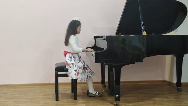 Баранникова Таня, 1 кл.: А. Гедике ор. 36, № 20 "Сонатина", А. Жилинский "Веселый пастушок" смотреть онлайн