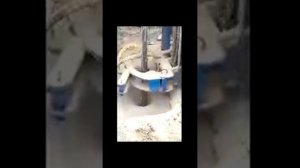 Бурение скважины погружным пневмоударником, малогабаритной буровой установкой