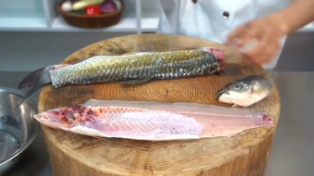 Разделка Карпа и нарезать красиво. #рыба #китайскаякухня смотреть онлайн