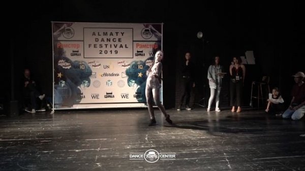 LIZZARD VS SANIYA | 1/4 WAACKING | ALMATY DANCE FEST 2019