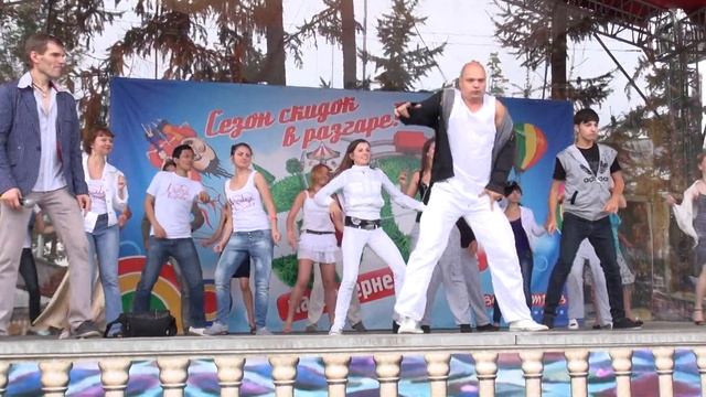 Ласаро Эрнандес: реггитон смотреть онлайн