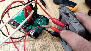 Шуруповёрт Интерскол ДАУ13/18ВК при нажатии кнопки начинает вращаться и сразу перестаёт.