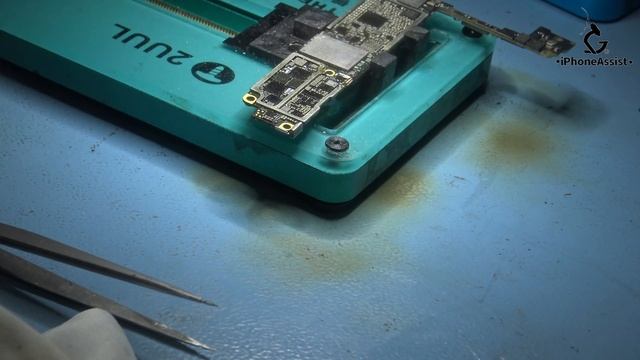 Apple iPad 6 A1893 check the NAND if it is okay Apple iPad 6 A1893 controllare la NAND se è a posto смотреть онлайн